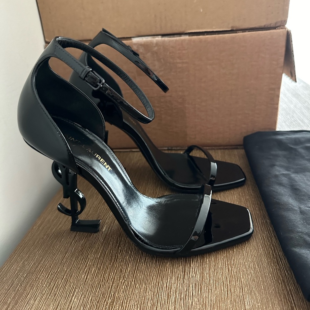 Saint Laurent Opyum 110mm sandals size 37.5